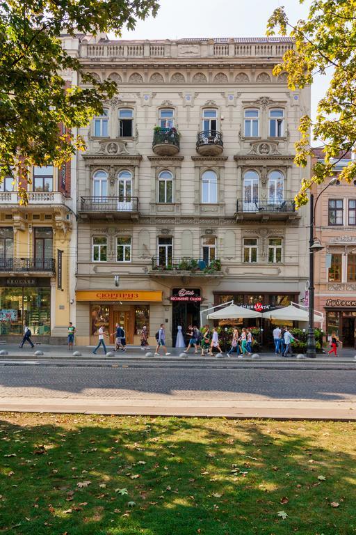 Svobody Ave Apartment Lviv Buitenkant foto