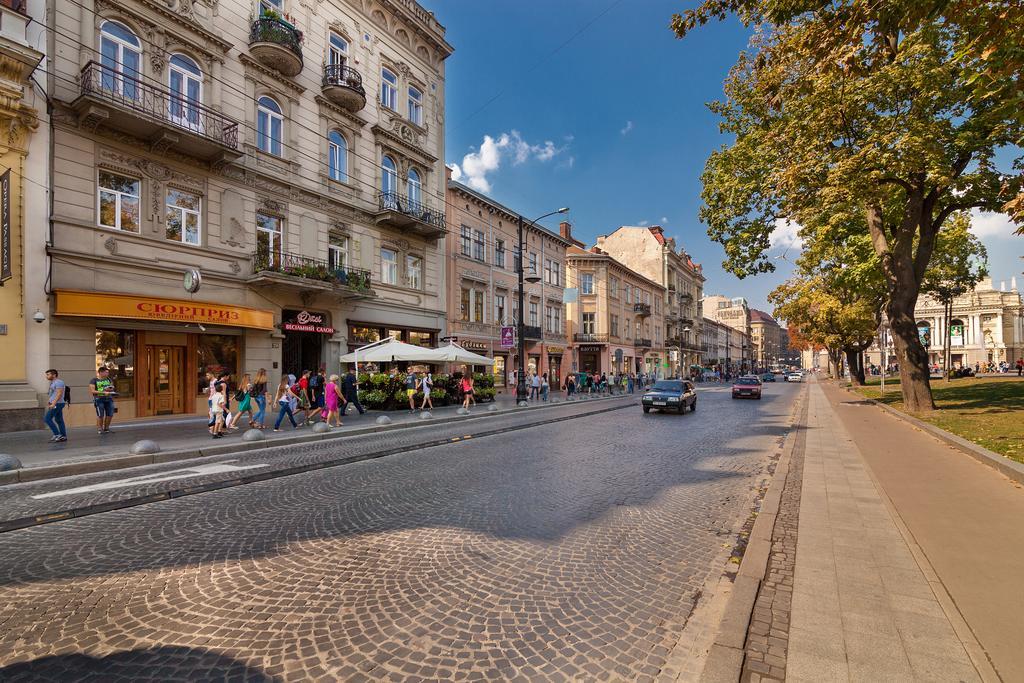 Svobody Ave Apartment Lviv Buitenkant foto